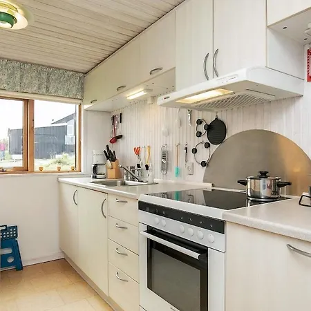 4 Person In L Kken Holiday home *