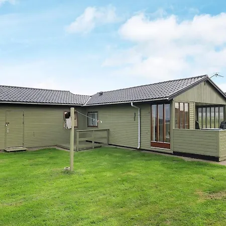 4 Person In L Kken Holiday home Lokken